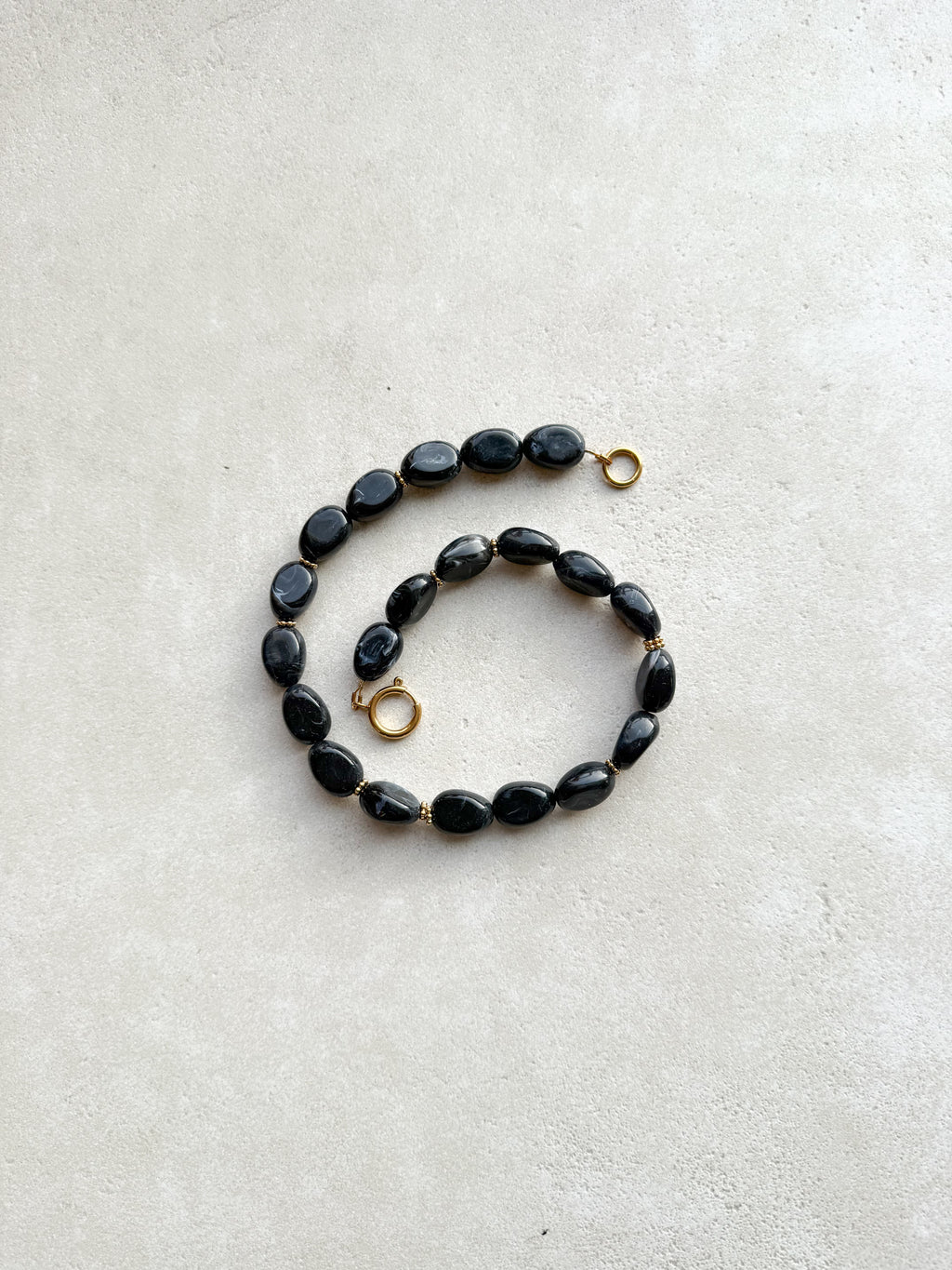 Collier « Back to black »