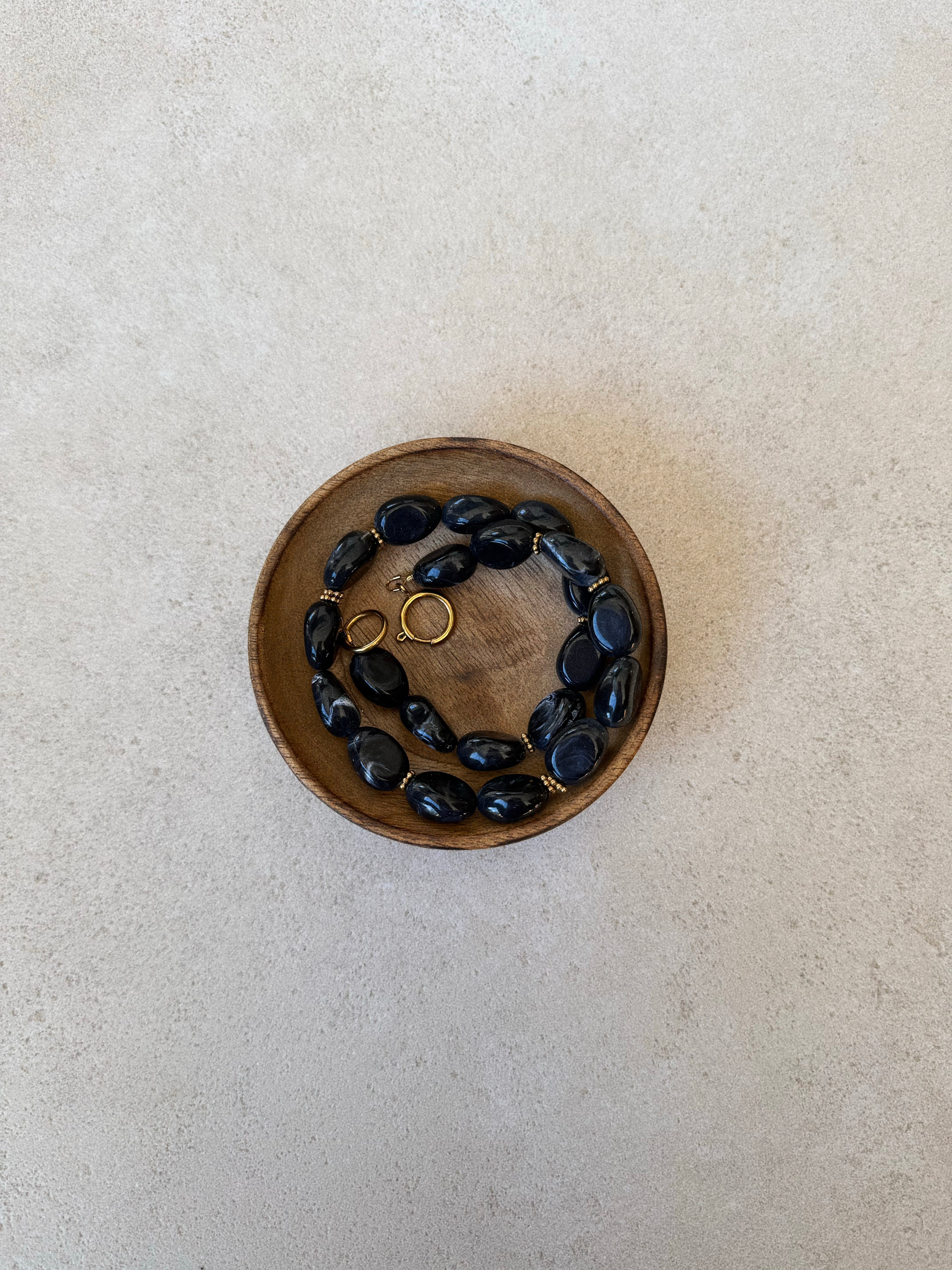 Collier « Back to black »